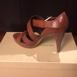 Max Studio Heels